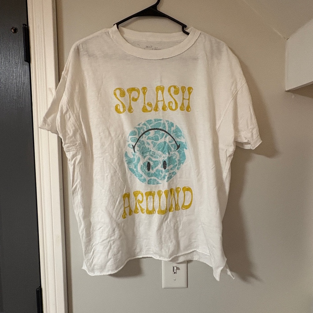 Aerie White Tee with Yellow and Blue Print